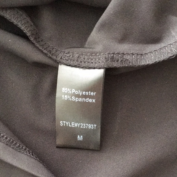 NWOT Tuckernuck black short sleeve off shoulder top M - Picture 4 of 12